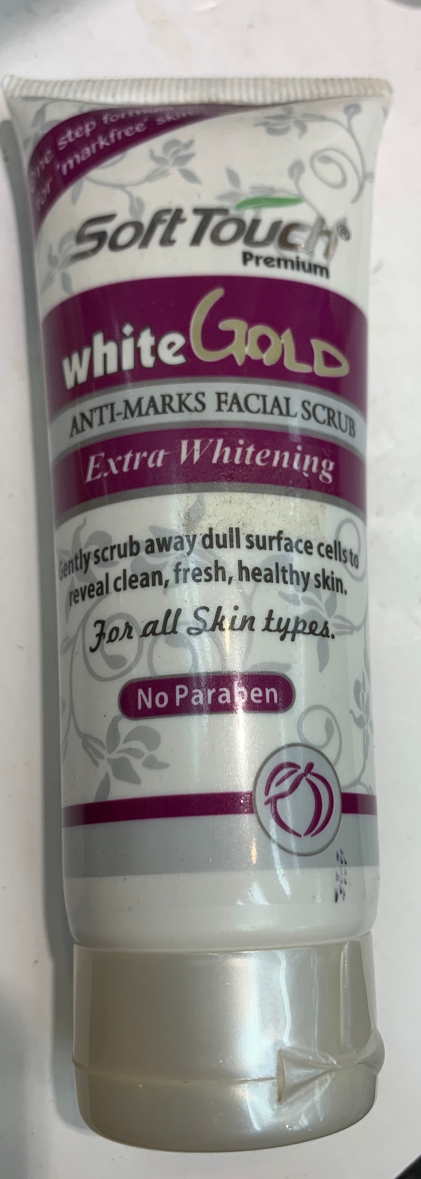 Soft touch white gold anti-mark facial scrub 60g