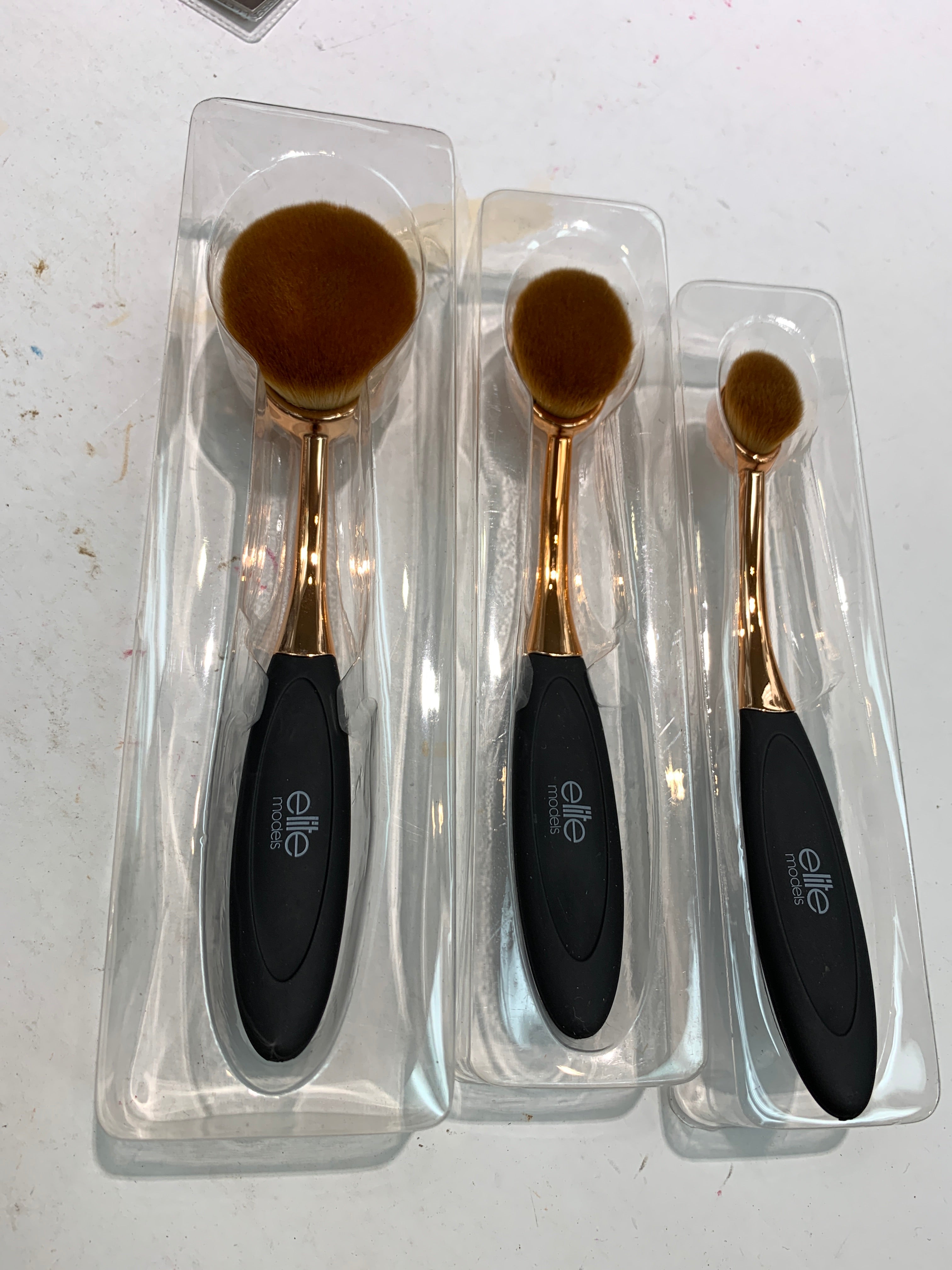 Elite models oval brushes