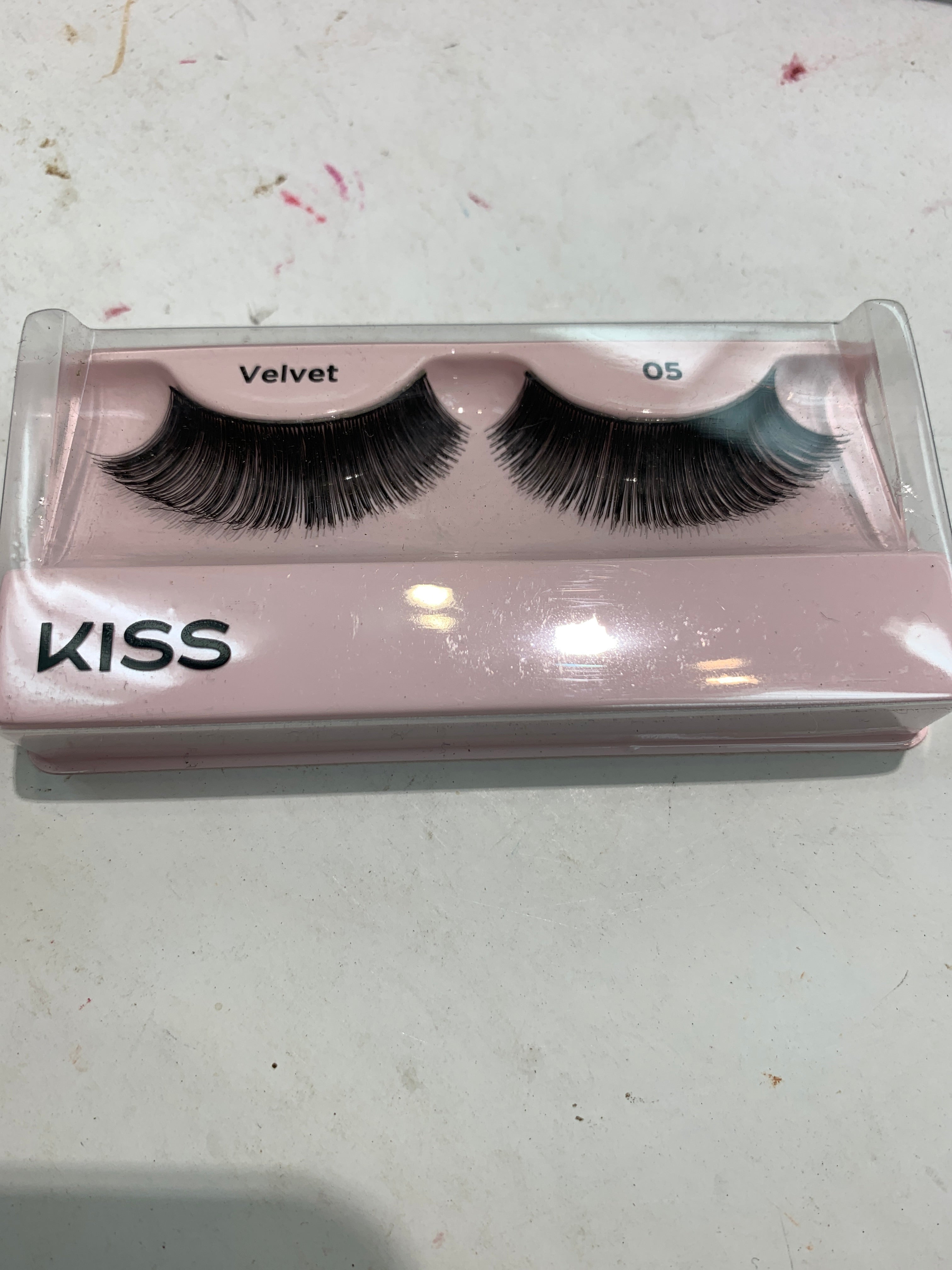 Kiss premium lashes Velvet Kpe46